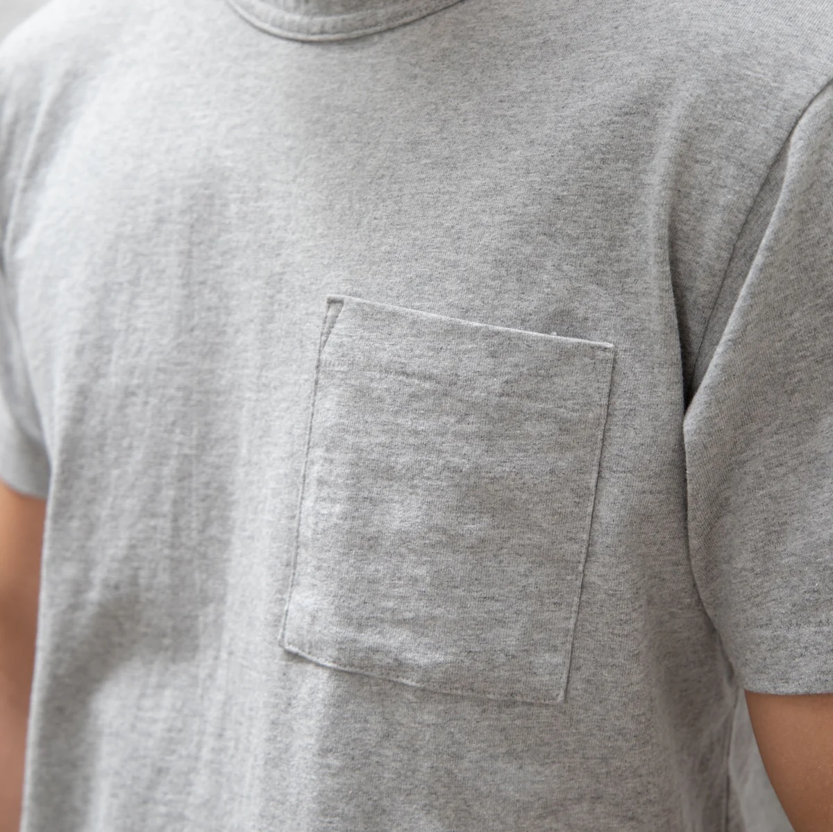 DE-TS01P-HEA - Dehen 1920 Heavy Duty Pocket T-Shirt - Heather Grey - Image 3