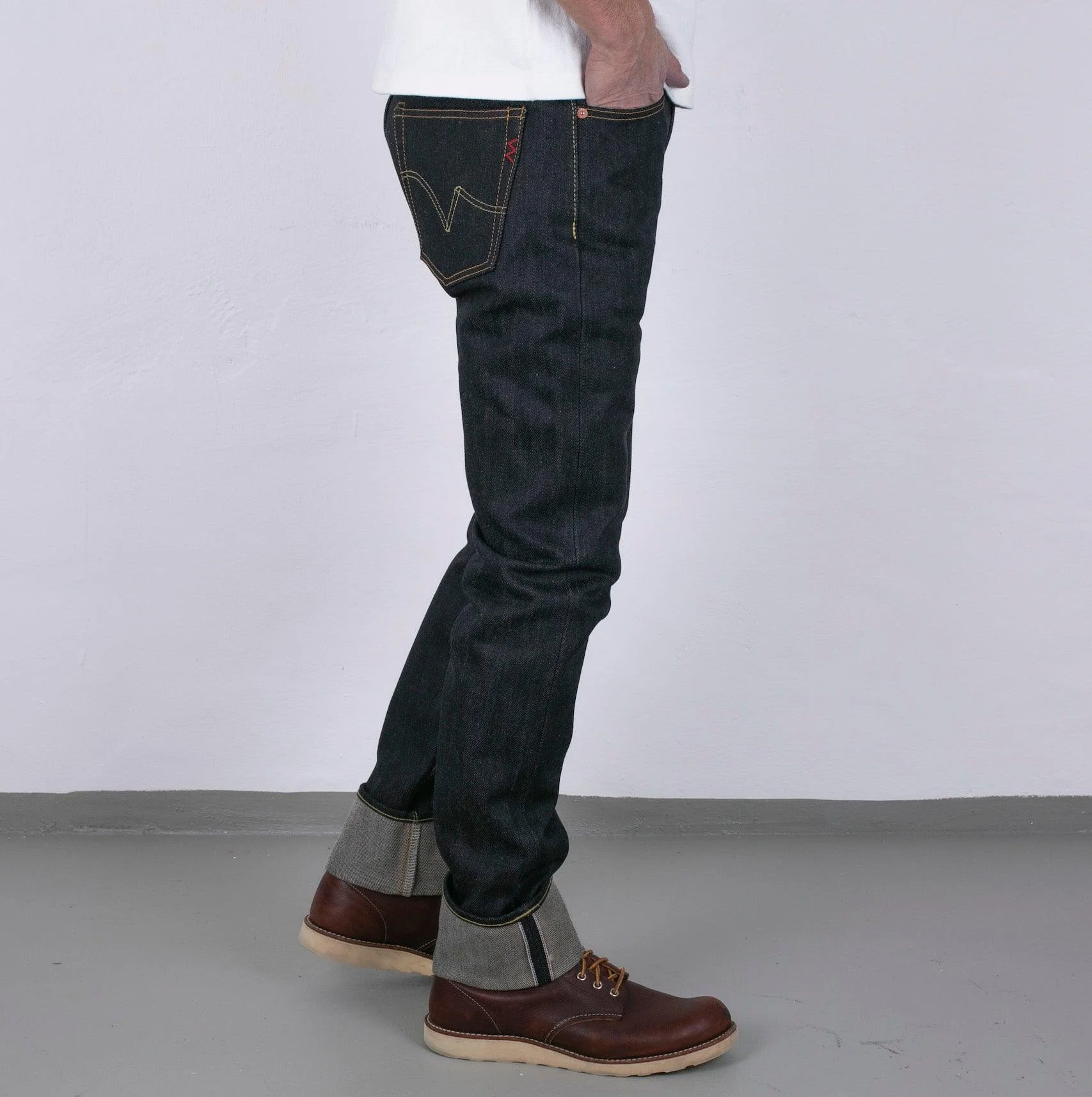 IH-555-XHS - 25oz Selvedge Denim Slim Straight Cut Jeans - Indigo - Image 3