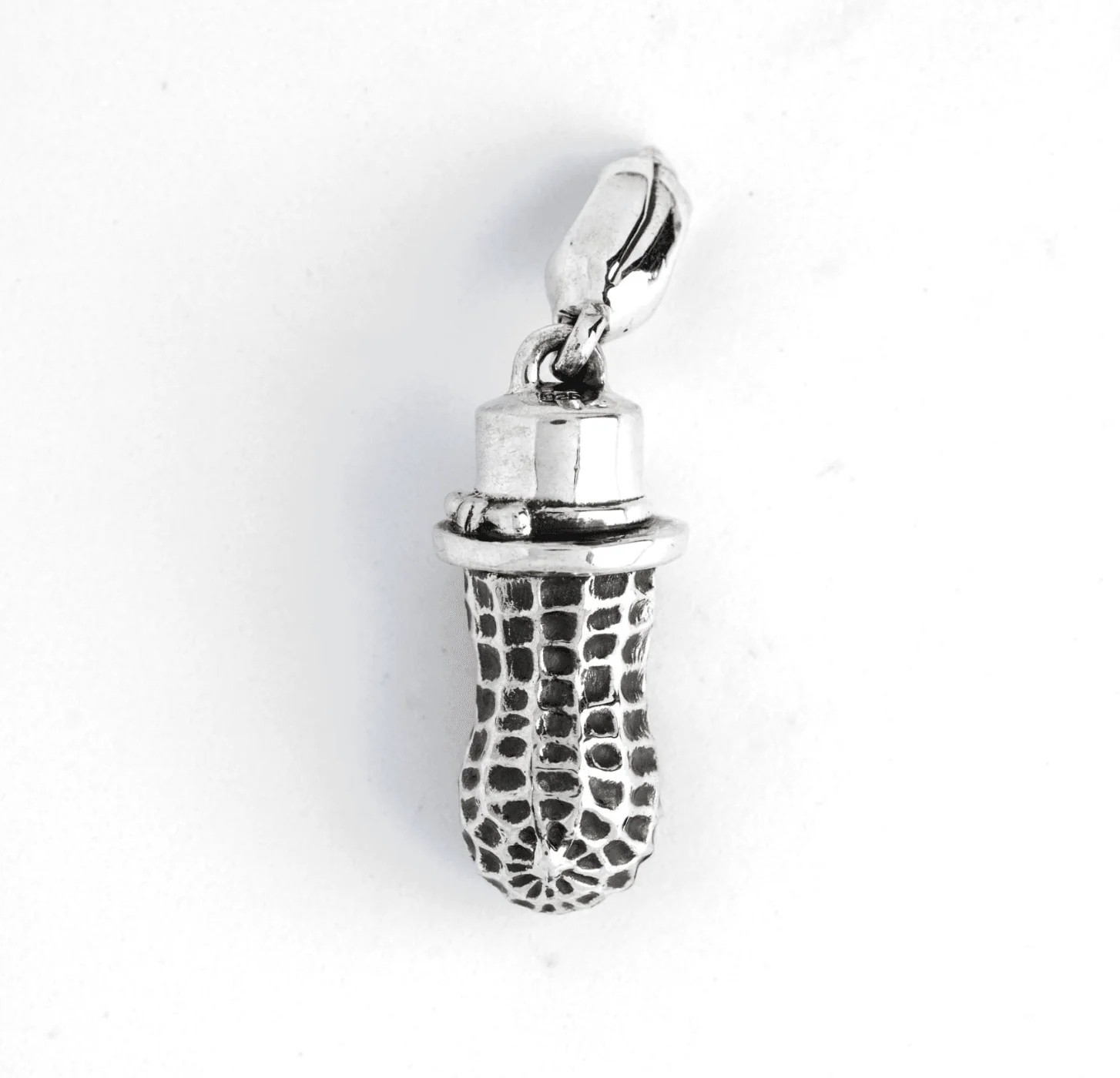 PE-YACHIMATA-PEANUTS-KEY-RING-SILVER - Peanuts & Co YACHIMATA PEANUTS key ring pendant - Silver - Image 4